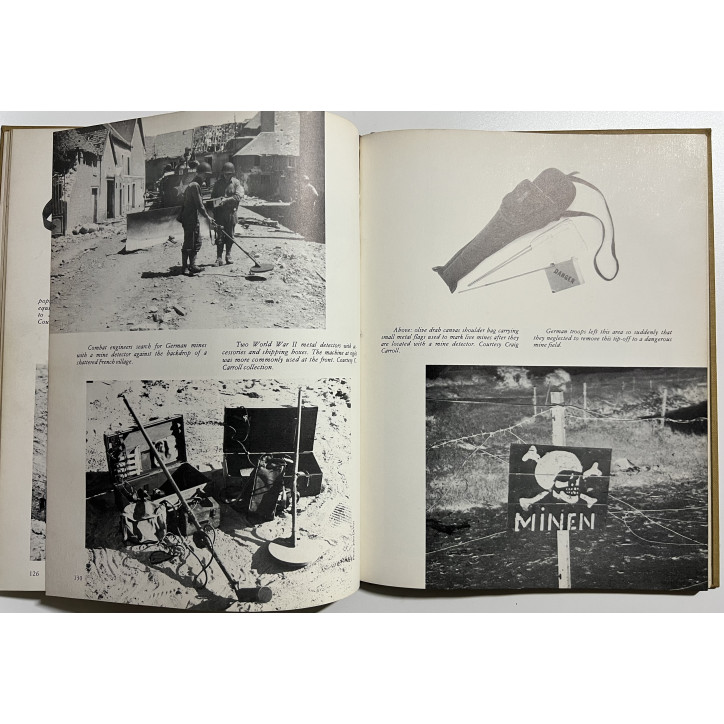 Album Uniforms, Weapons and Equipment of the World War II G.I.