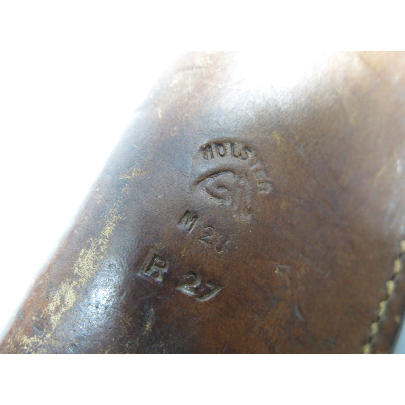 Etui cuir type western revolver ref et 88