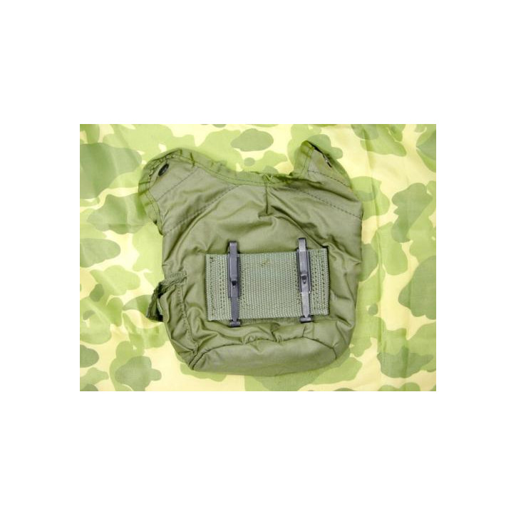 Housse de gourde nylon 1969 bouton plastique