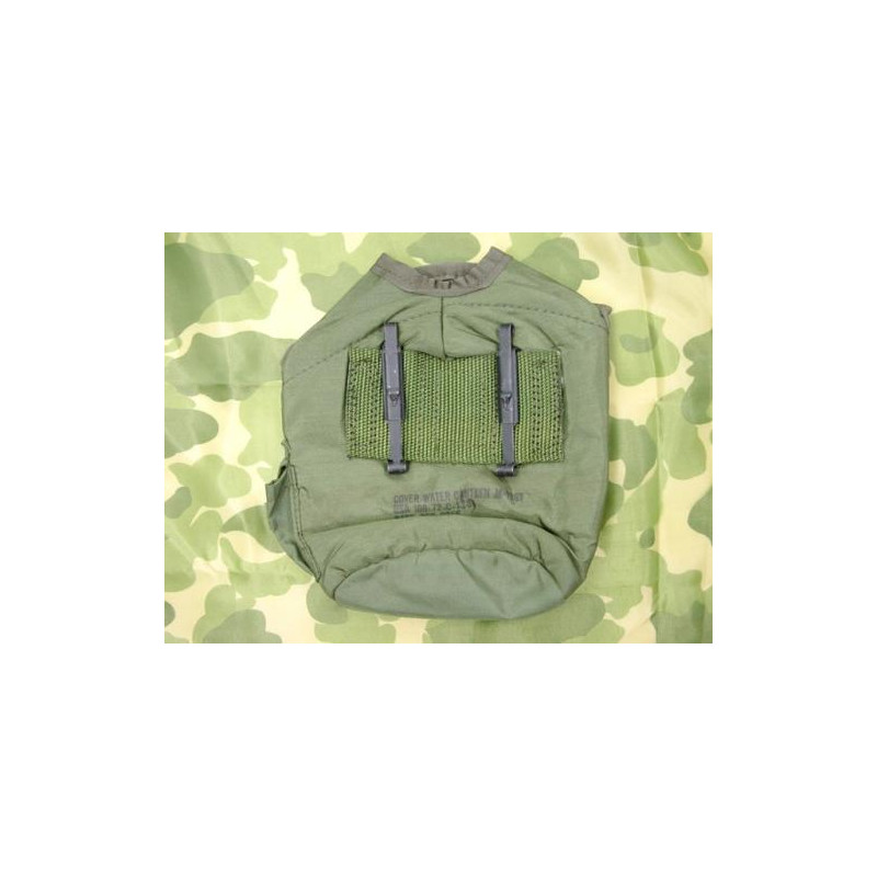 Housse de gourde nylon 1972 etat neuve