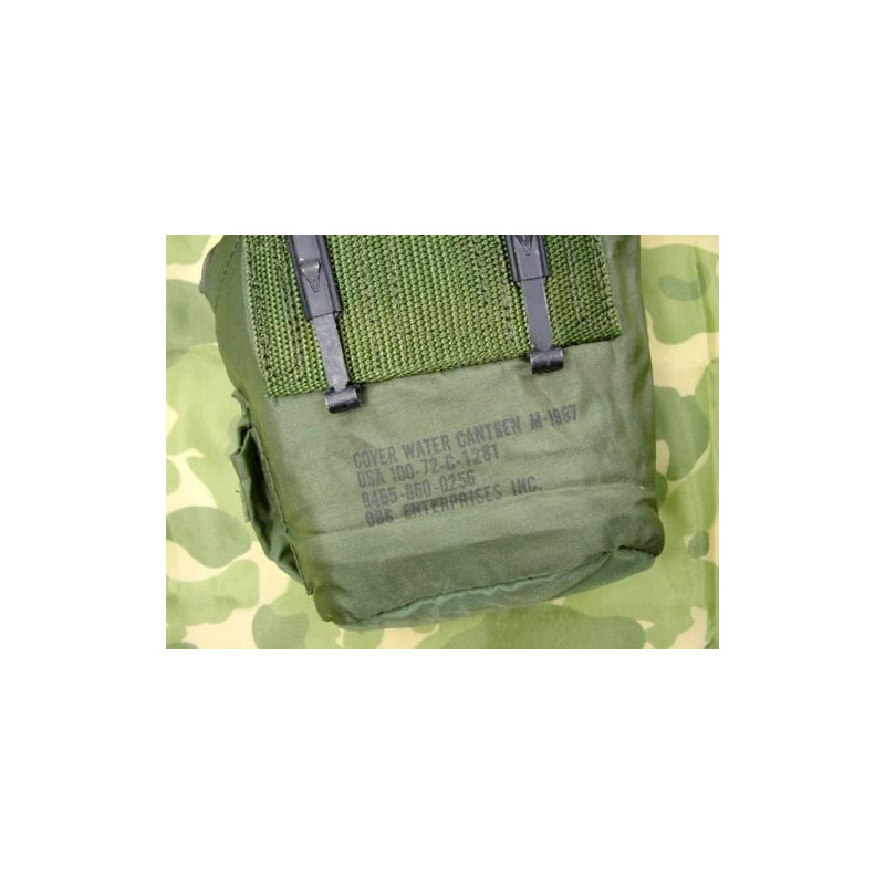 Housse de gourde nylon 1972 etat neuve