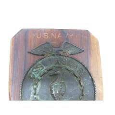 Plaque bronze sur bois US Navy USS Askari 1964 / 65 ref 433