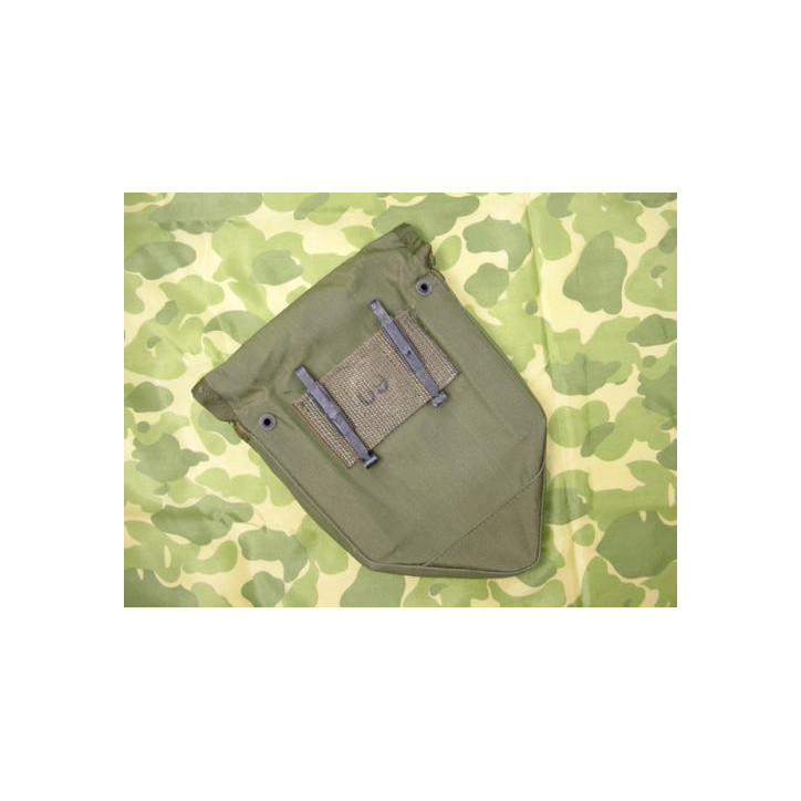 Housse nylon de pelle US trifold datée 1974