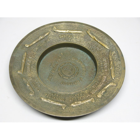 Cendrier en bronze US anniversaire of airfreight 1945 -1968  ref 44