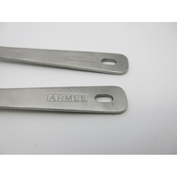 Fourchette et cuillere en INOX, marquée ARMEE FRANCAISE fabriquant AL 
