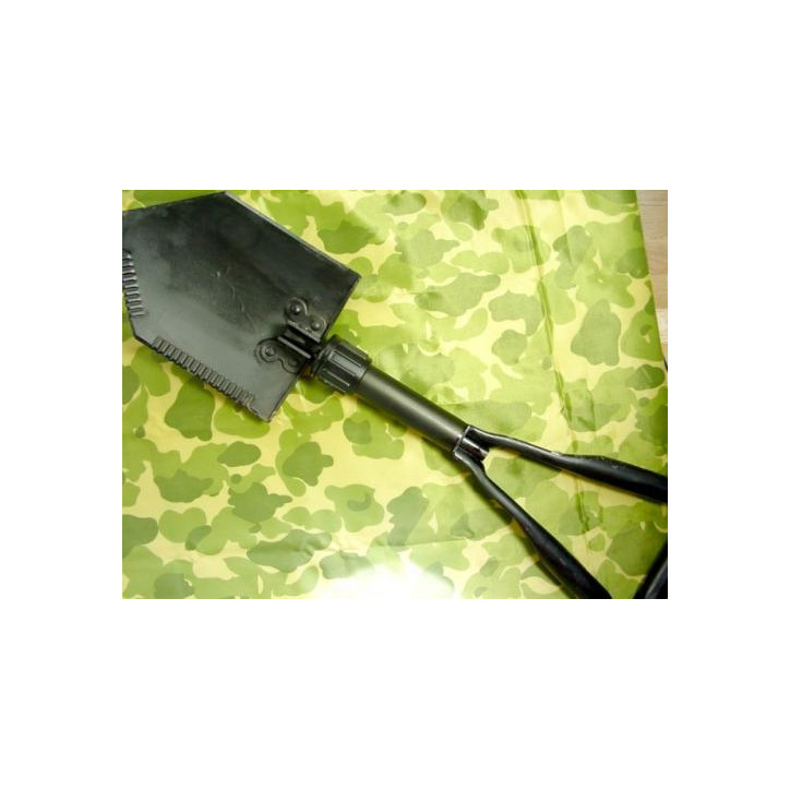 Pelle pliante US Vietnam 1969 original neuve de stock