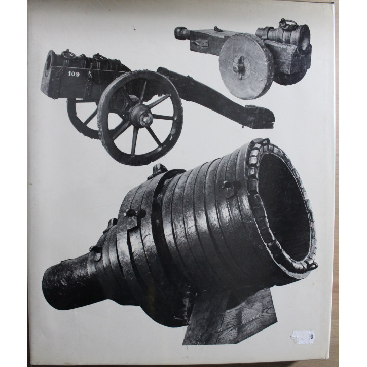 Livre Histoire illustrée de l'Artillerie par J. Jobé, H. Lachouque,Ph.-E. Cleator et D. Reichel