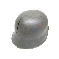 Coque de casque Allemand original  mod 42 Ref ca 347