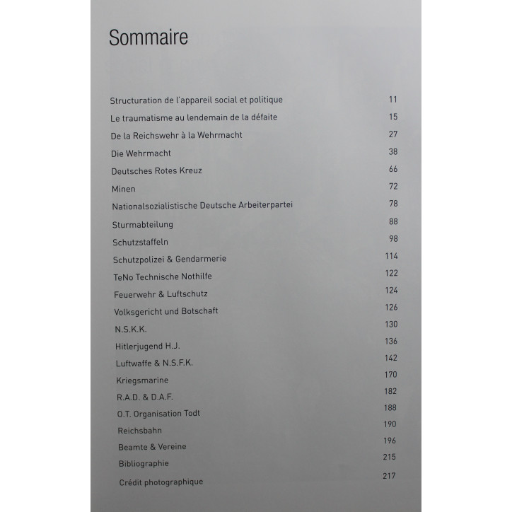 Livre Au service du troisième Reich : Les coiffes militaires & civiles 