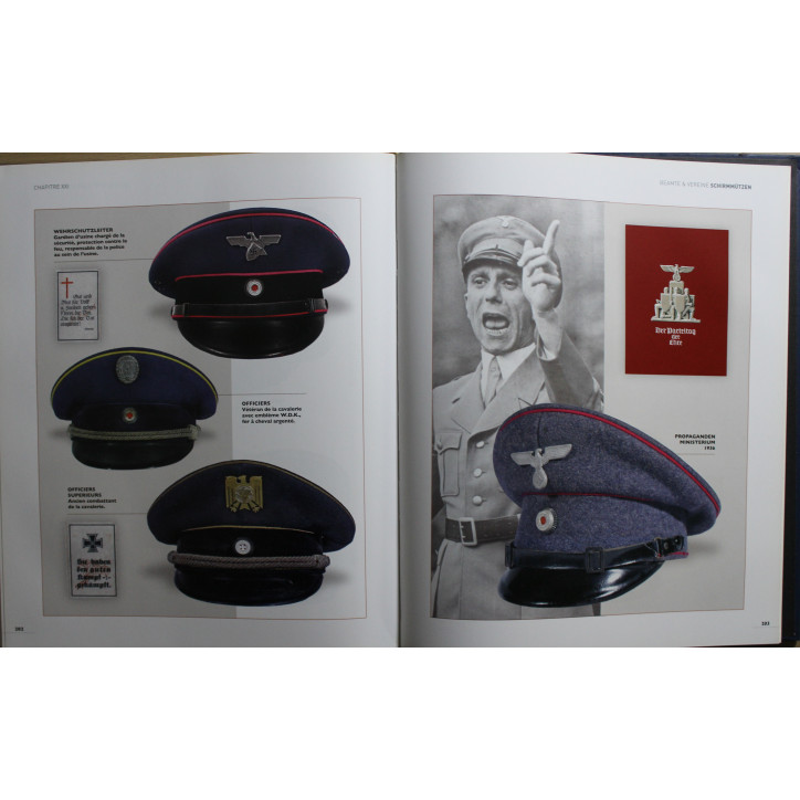 Livre Au service du troisième Reich : Les coiffes militaires & civiles 