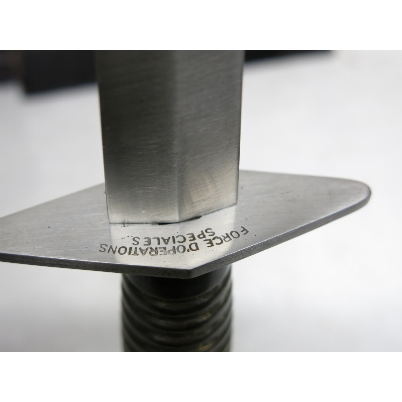 Dagger Berets verts French army with scabbard