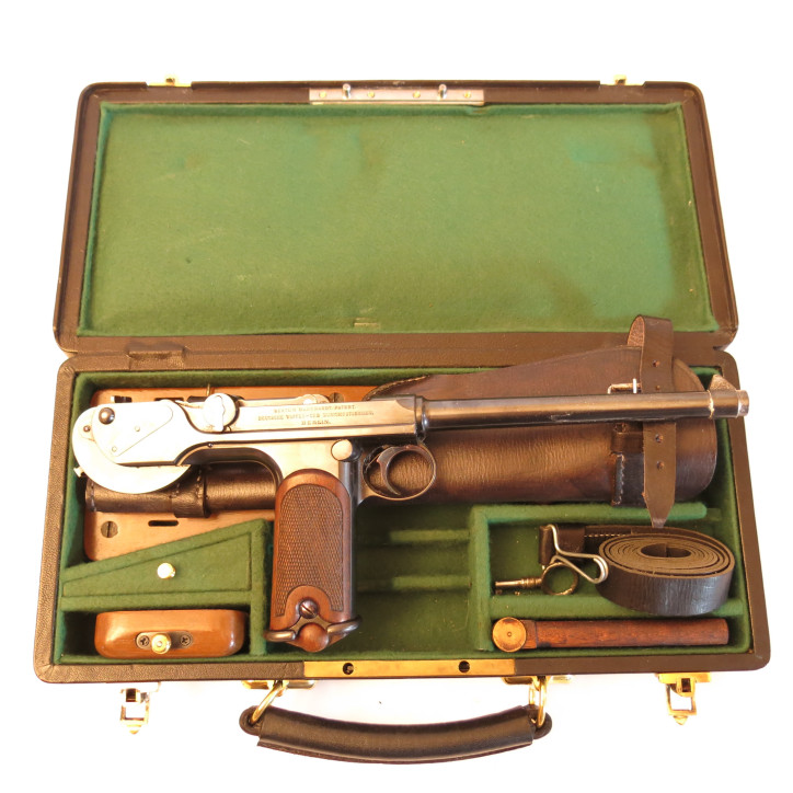 Crosse bois avec étui cuir pistolet Borchardt