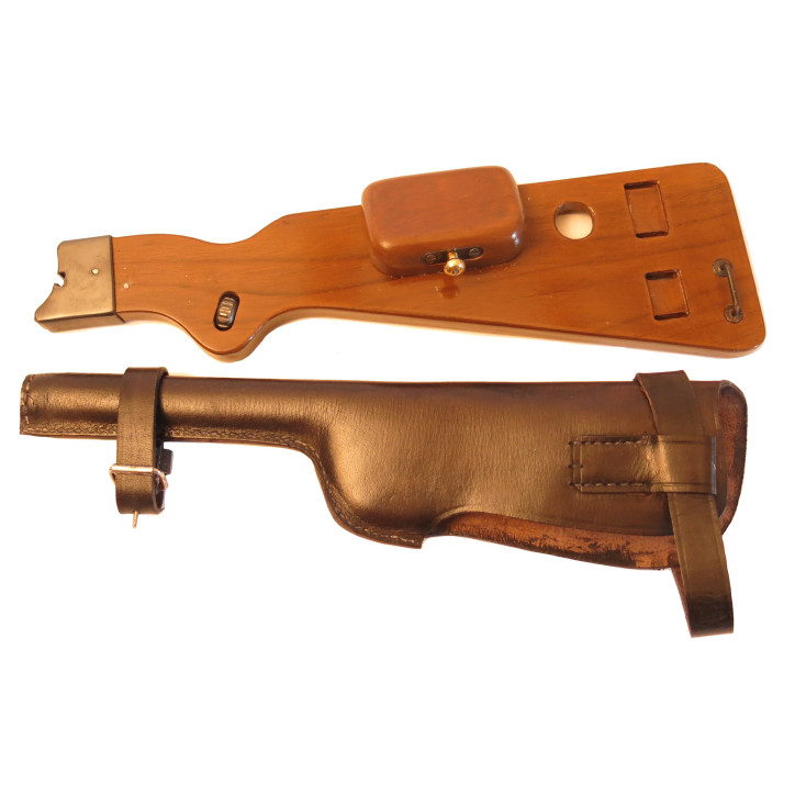 Crosse bois avec étui cuir pistolet Borchardt