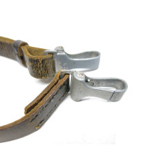 Sangle en cuir porte carte WH ou boite a lunette ou jumelles  ref 147