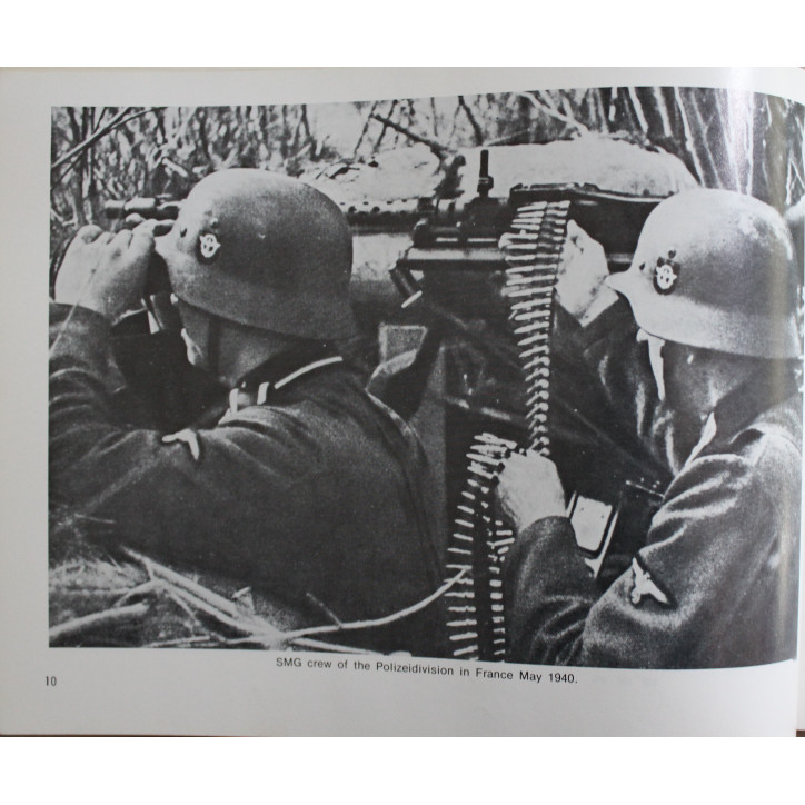 Livre Waffen SS in action 