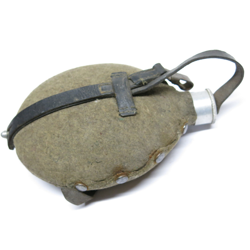 Gourde Wh original 1936 Ref A10