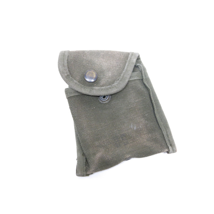Porte boussole ou pansement US Vietnam  COTON usagé ref 45