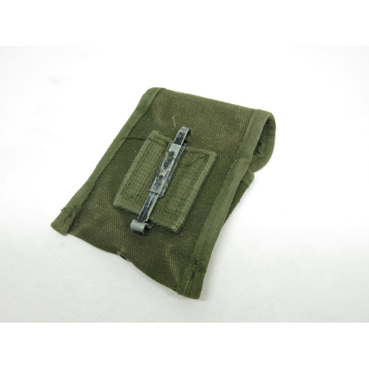 Porte boussole ou pansement US Vietnam  COTON usagé ref 45