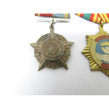 Lot de 3 medailles guerre du Vietnam Nord ref 30
