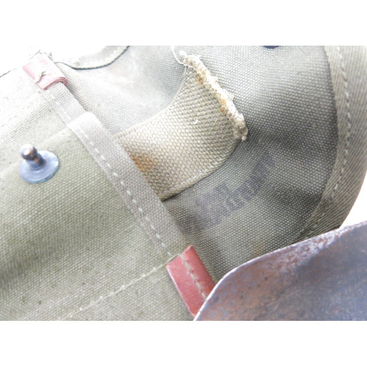 Pelle pliante avec housse coton 1944  US army réglementaire originale Ref 588