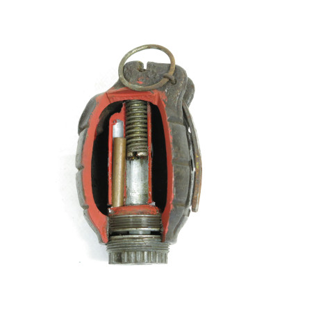 Grenade cutaway Mills Anglaise didactique ww2 re 66