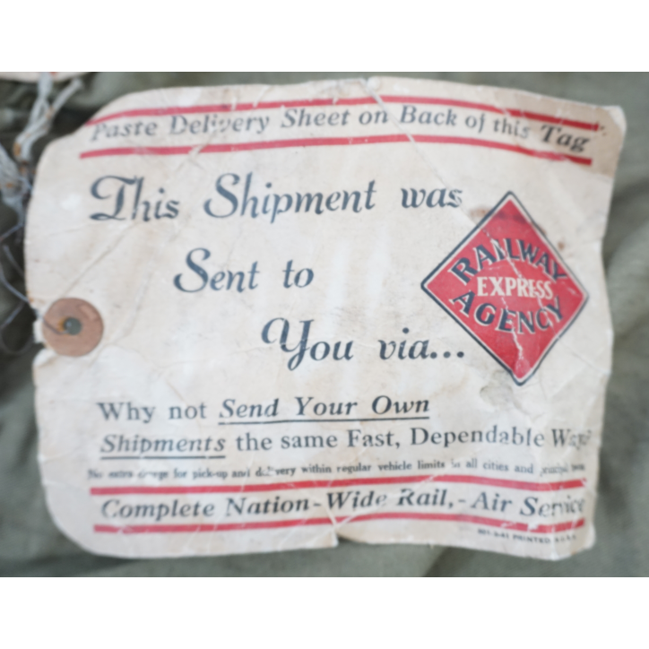 Sac à linge Du soldat Jackson E Grant matricule 13145786 avec étiquettes  et récépissé