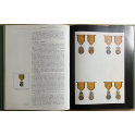 Le grand livre des Ordres de Chevalerie et des décorations de André Damien