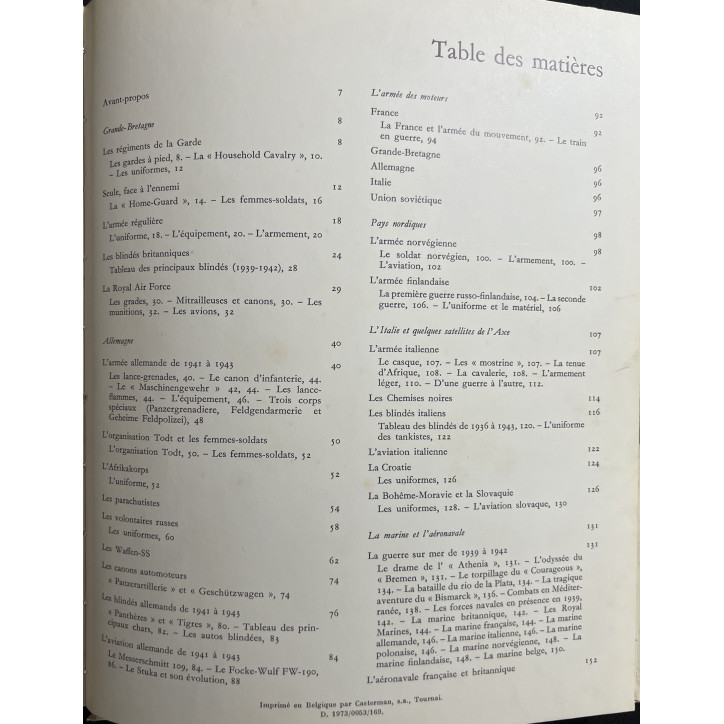 Livre L'uniforme et les armes des soldats de la Guerre 1939 - 1945 - Tome 2