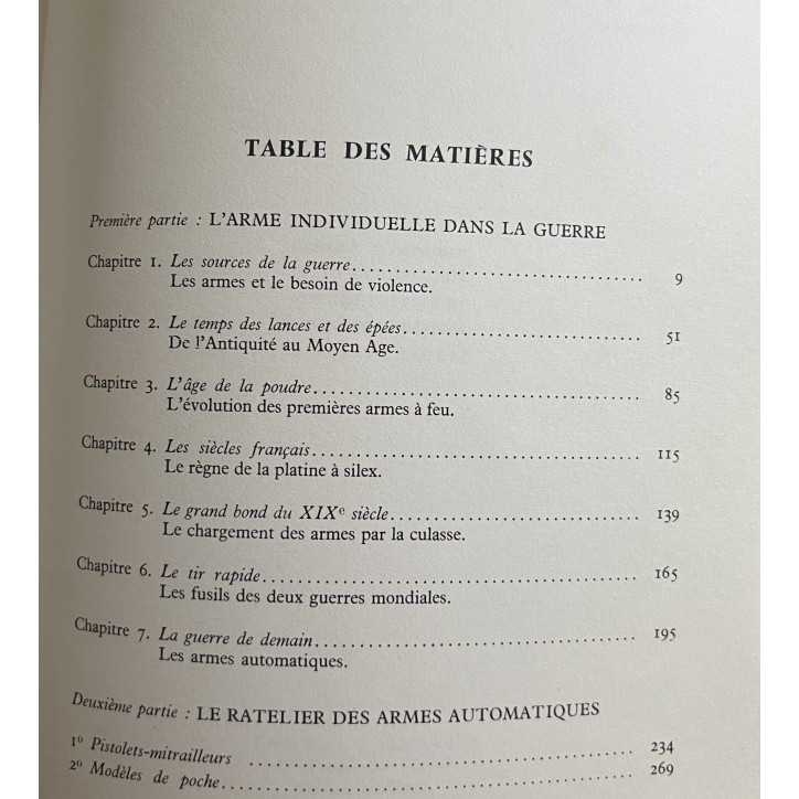 Le Livre Les armes de combat de Dominique Venner