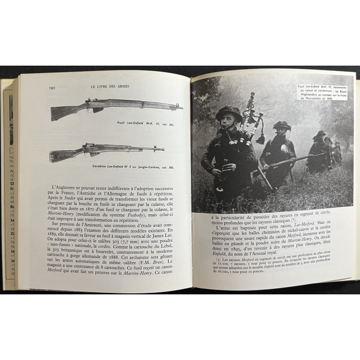 Le Livre Les armes de combat de Dominique Venner
