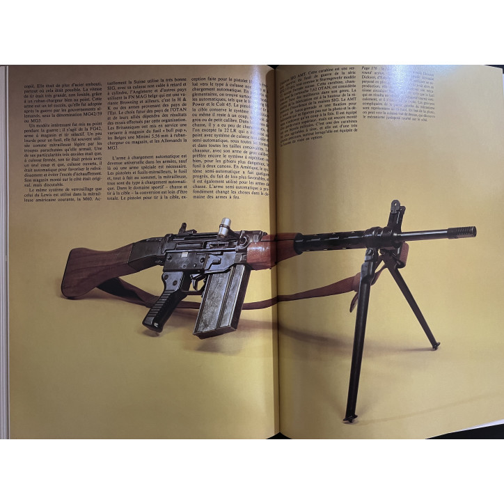 Livre Le  monde fascinant des armes à feu modernes de A.J.R. Cormack