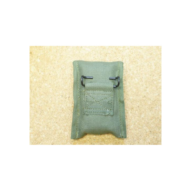 Porte pansement ou boussole US Vietnam coton ARVN