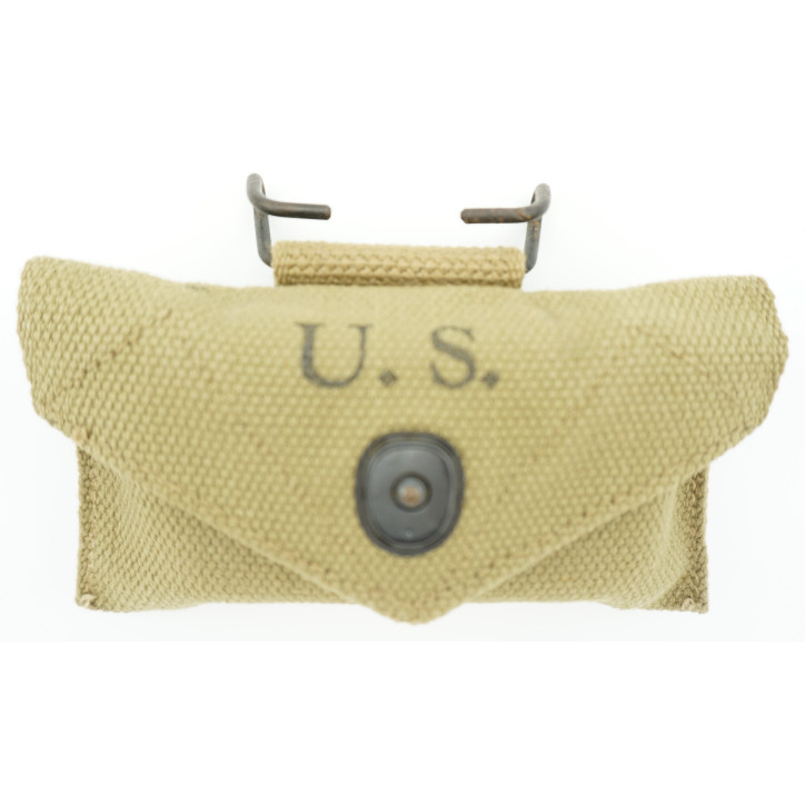 Porte pansement toile original avec pansement US WW2 - R.M.T. CO. 1942