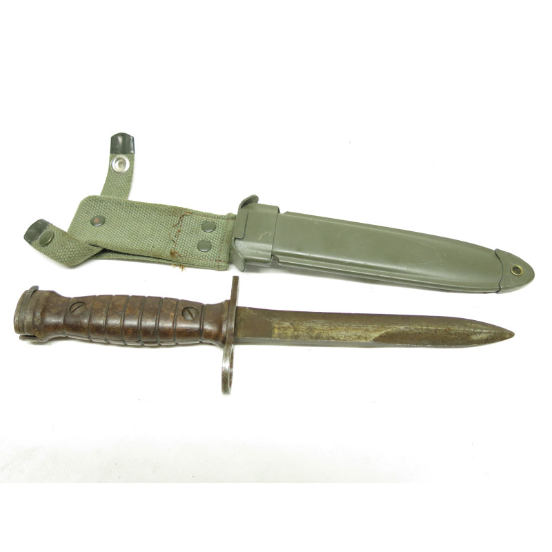 Baionnette fusil BM 59 avec fourreau ref  99