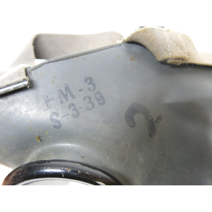 Masque a gaz Francais 39/45  etat neuf ref m 36