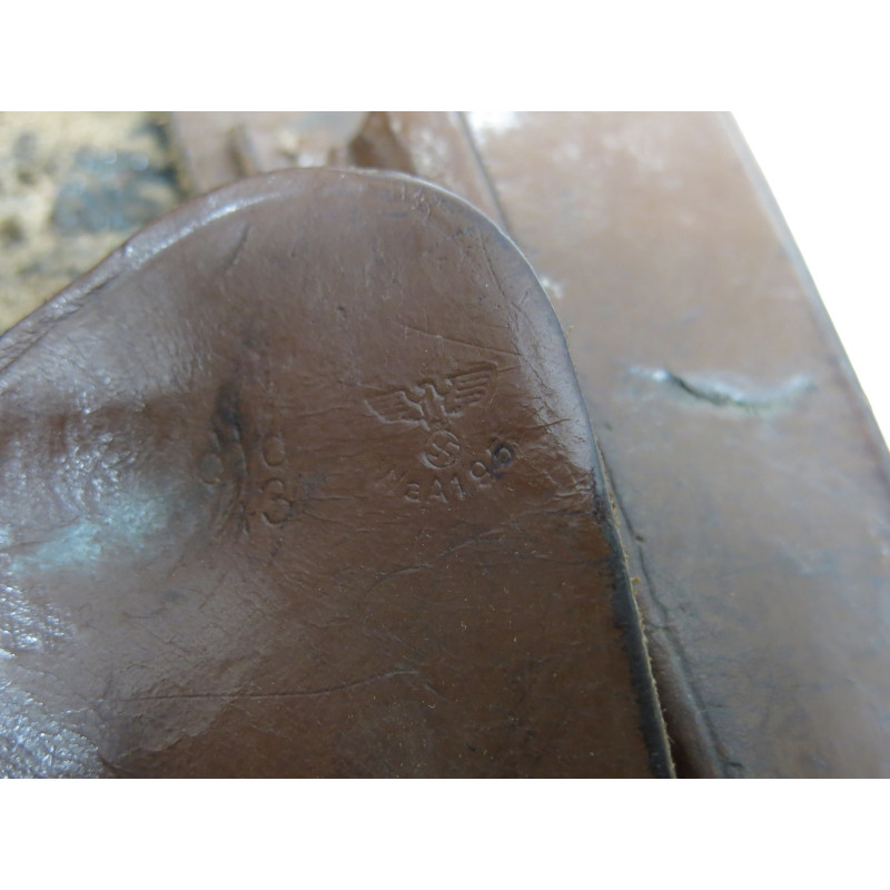 Rare etui cuir original GP35 Allemand daté 1943 ref 800