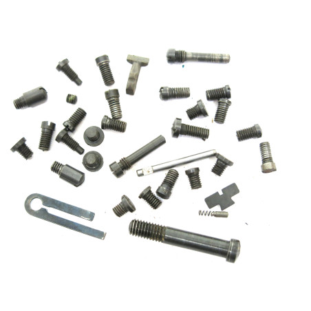 Lot de vis diverses poudre noire ref 98