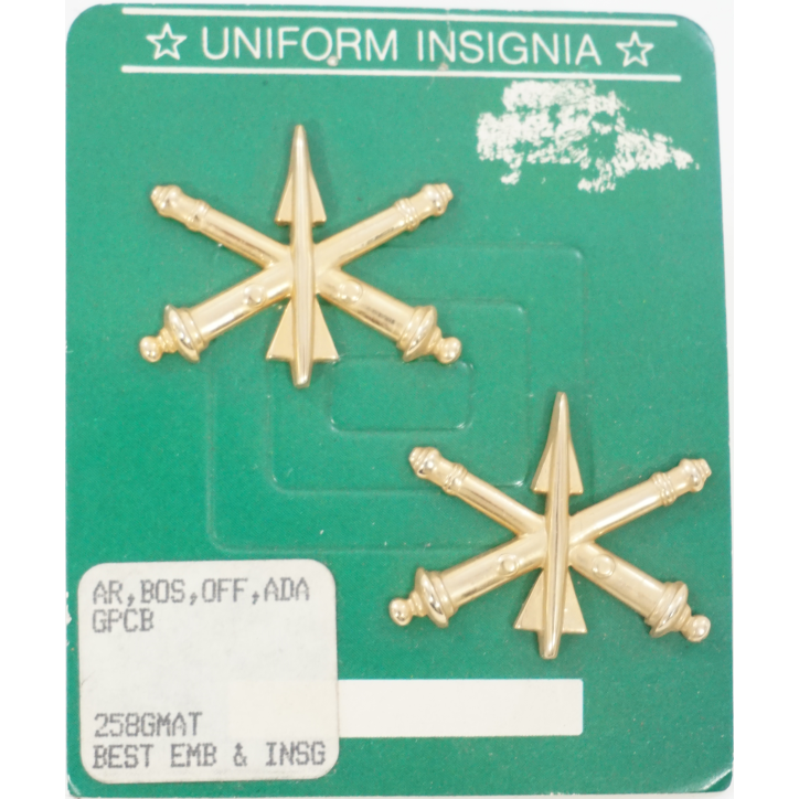 Paire d'insignes de l'US Army Air defense Artillery (ref9)