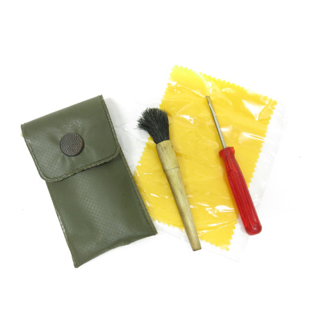 Petit necessaire d'entretien lunette Hensoldt Ref  800 