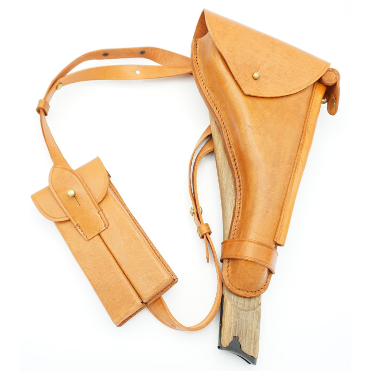Etui cuir avec crosse bois Luger P08 Marine