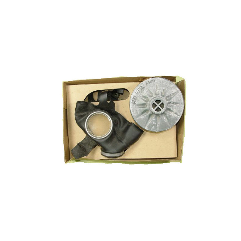 Masque a gaz dans sa boite carton