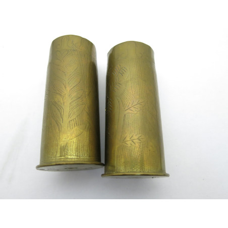 Lot de 2 douilles 37 mm decorées 14/18  ref 547