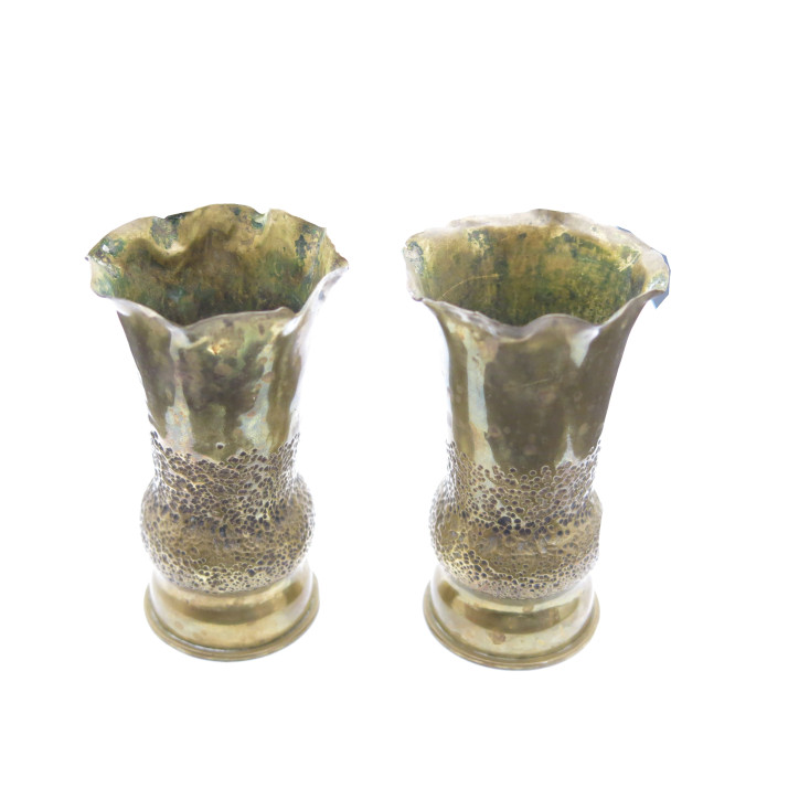 Lot de 2 douilles 37 mm decorées 14/18  ref  100