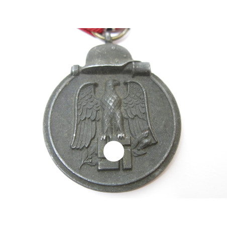 Médaille Allemande  front de l'est originale 1942 ref  266