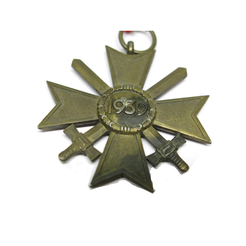 Croix du merite avec glaives