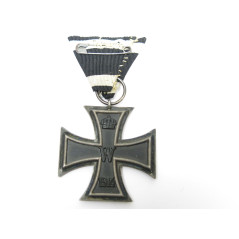 Croix de fer originale Allemande 14/18 avec son  ruban ref 78