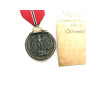 Médaille Allemande  front de l'est originale 1942 avec emballage ref   114