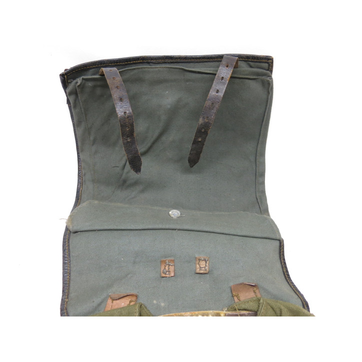 Sac a dos poil de vache Allemand daté 1942 dpq ref sa 456