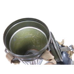 Masque à gaz Allemand 1942  dans sa boite métal ref 258