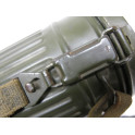 Masque à gaz Allemand 1942  dans sa boite métal ref 258